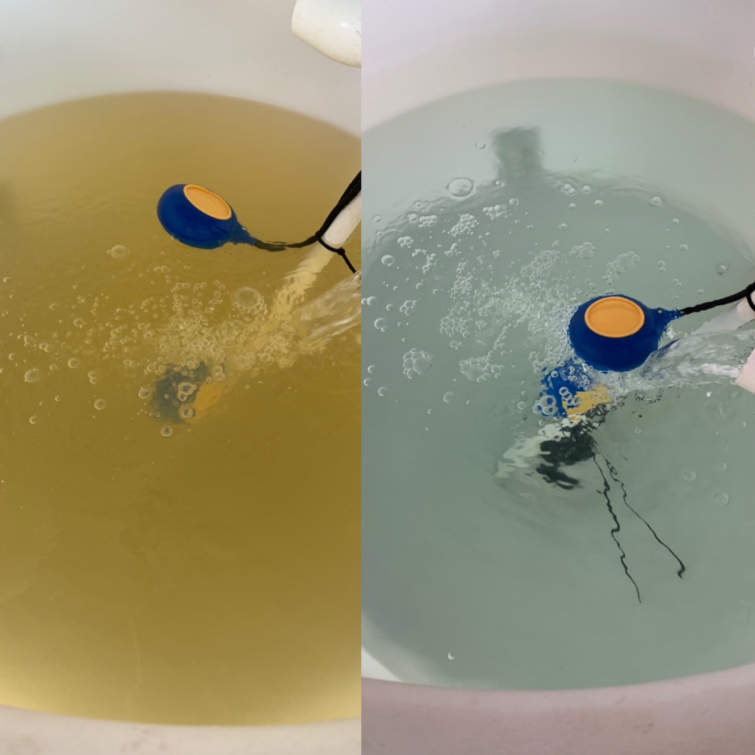 Chiller water before and after Purus filtration — sump view, dirty inflow on the left and clear outflow on the right